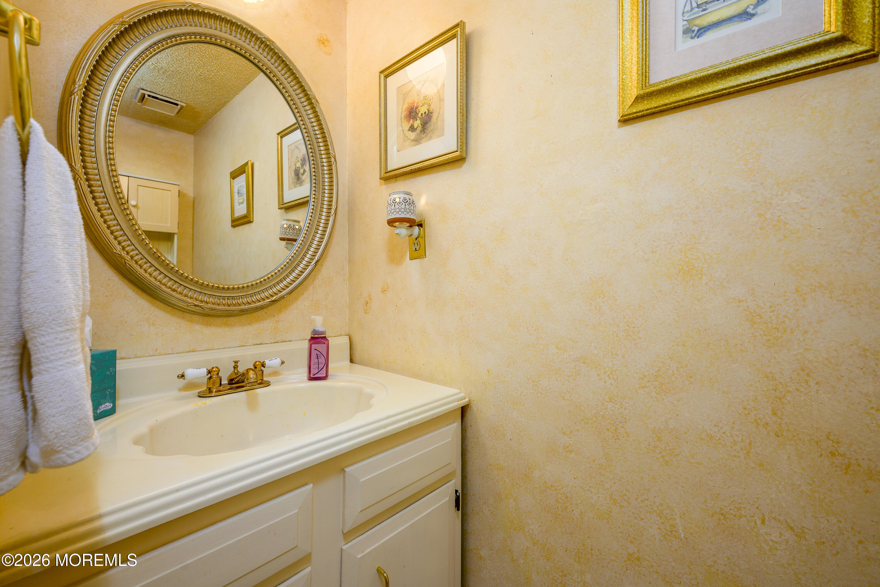 4 Boston Court Howell NJ 07731