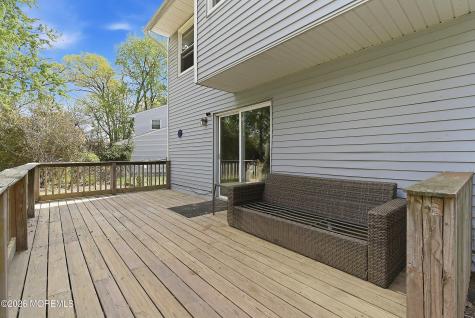 1363 E Peoria Place North Brunswick NJ 08902