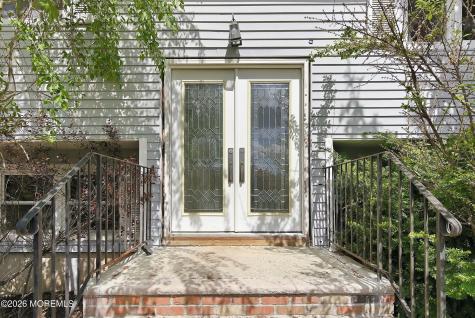 1363 E Peoria Place North Brunswick NJ 08902