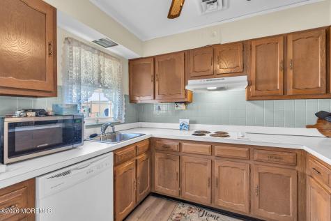 966B Argyll Circle Lakewood NJ 08701