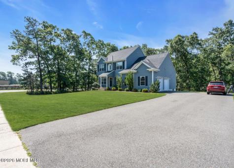 1 Mackenzie Court Whiting NJ 08759