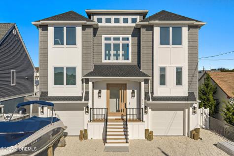 104 Gregg Drive Beach Haven West NJ 08050