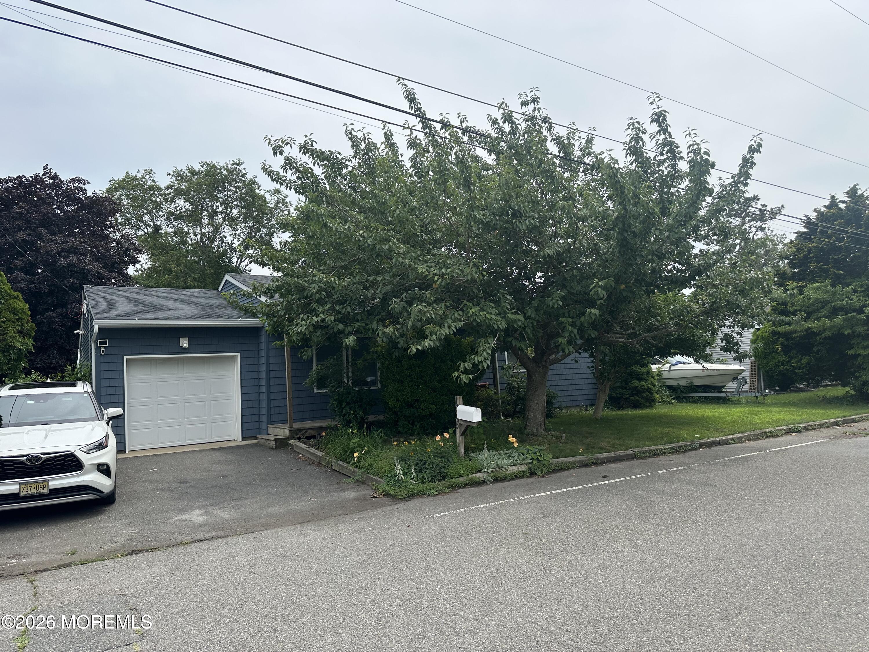 1345 Pacific Avenue Beachwood NJ 08722