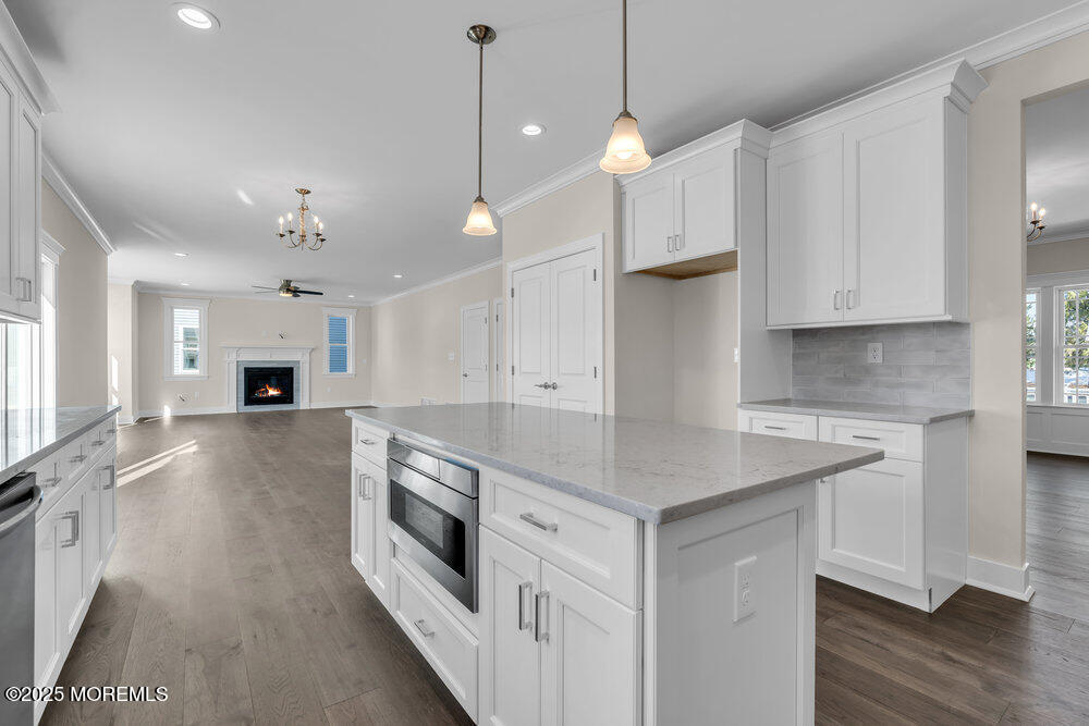6 Potters Court Bayville NJ 08721