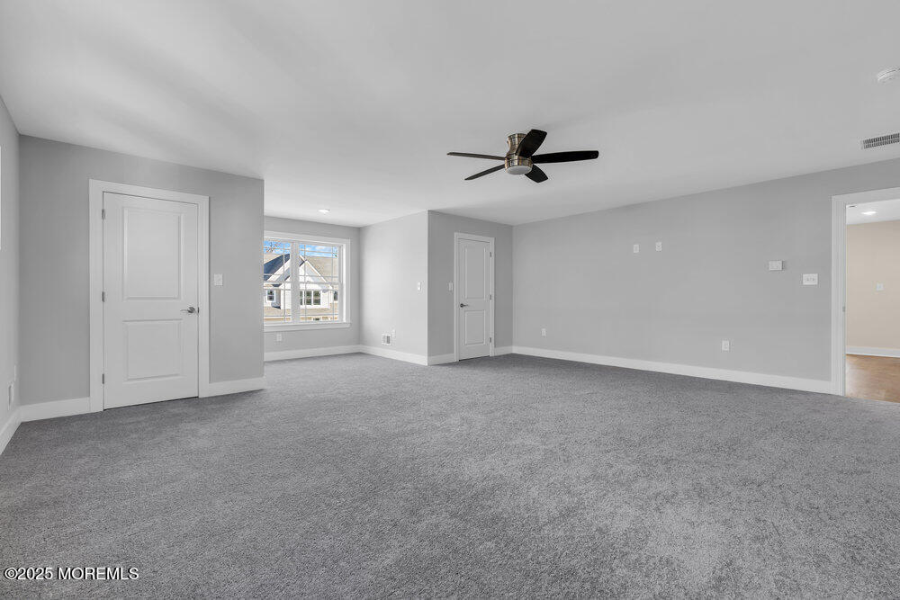 6 Potters Court Bayville NJ 08721