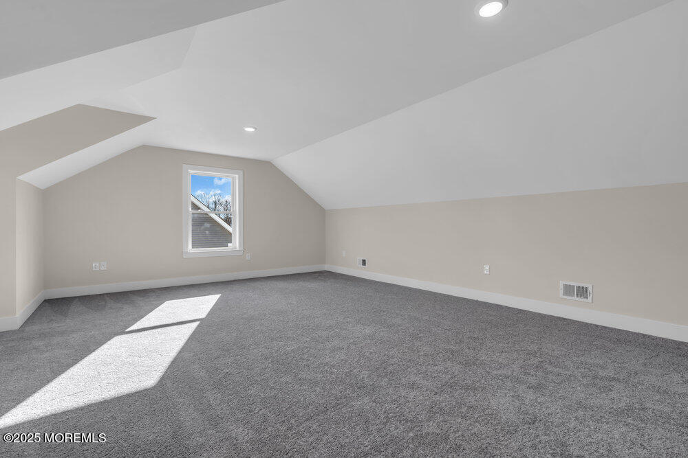 6 Potters Court Bayville NJ 08721