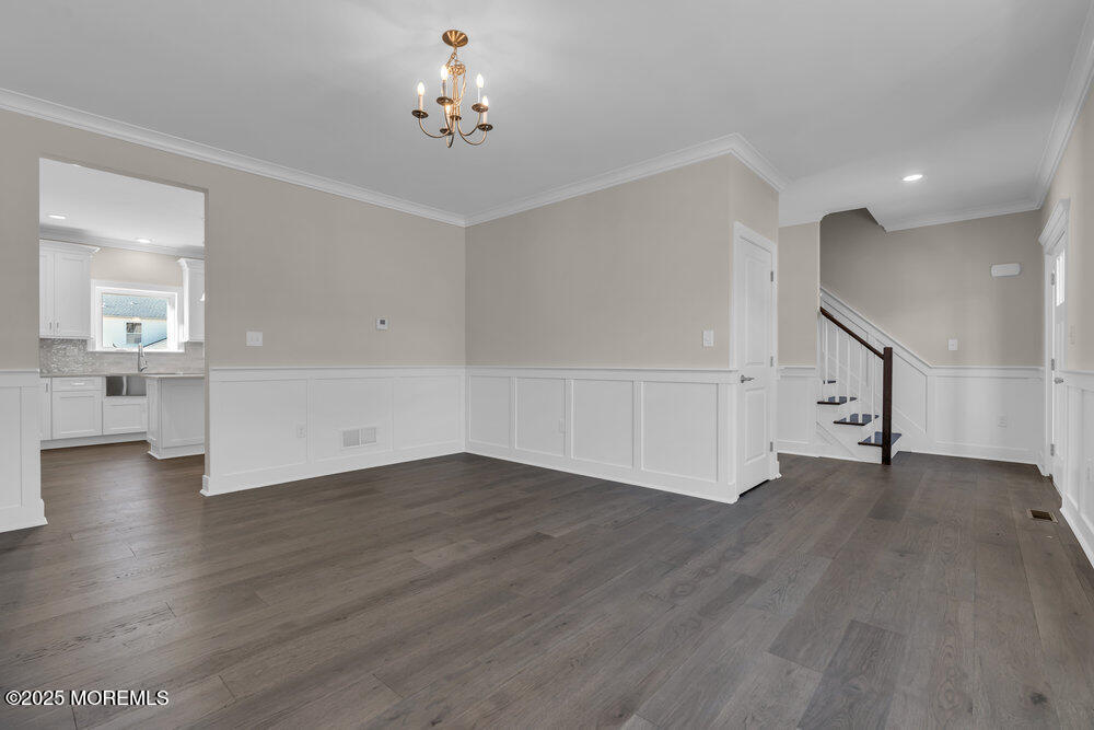 6 Potters Court Bayville NJ 08721