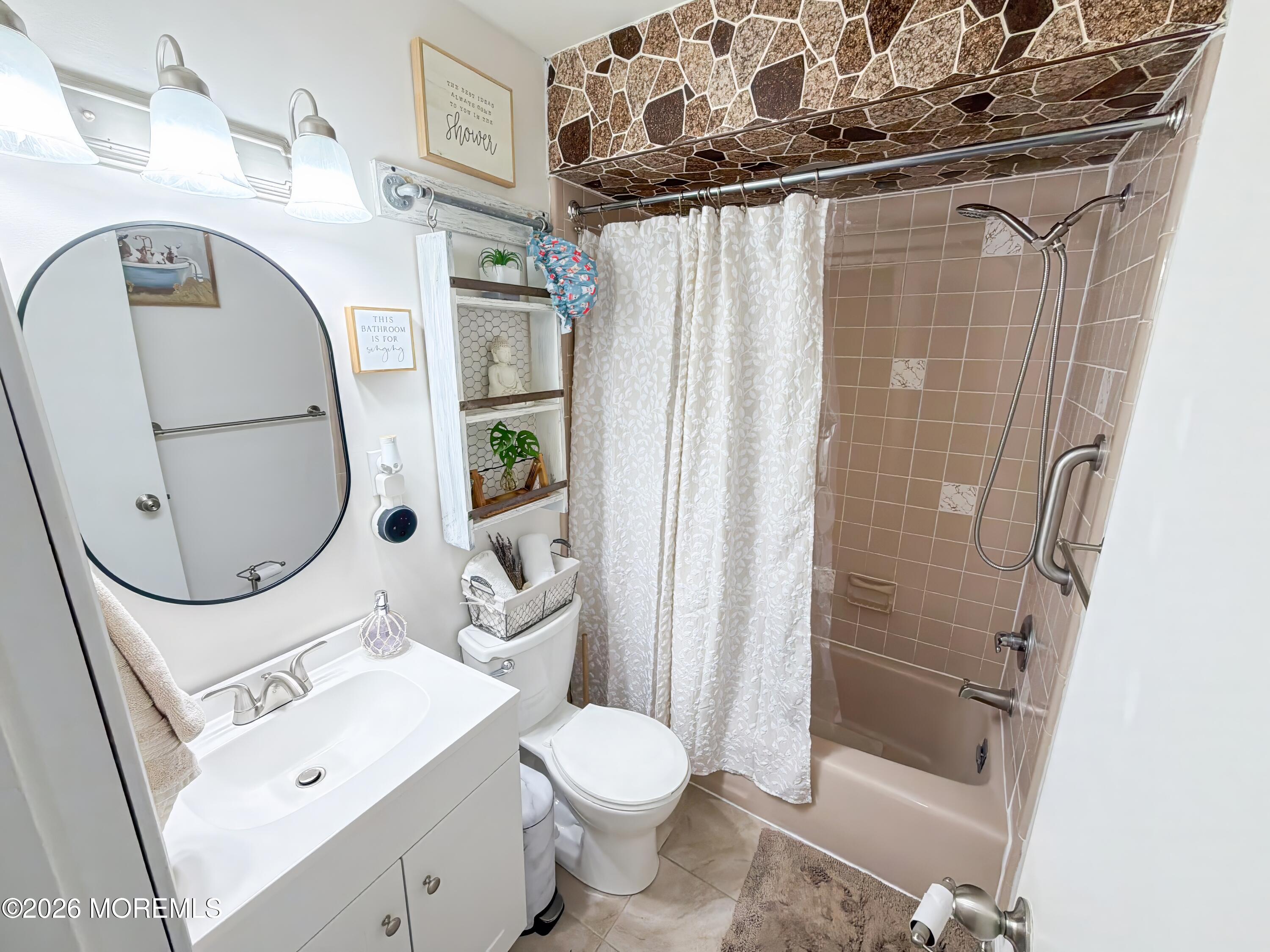 35 Drexel Drive Jackson NJ 08527