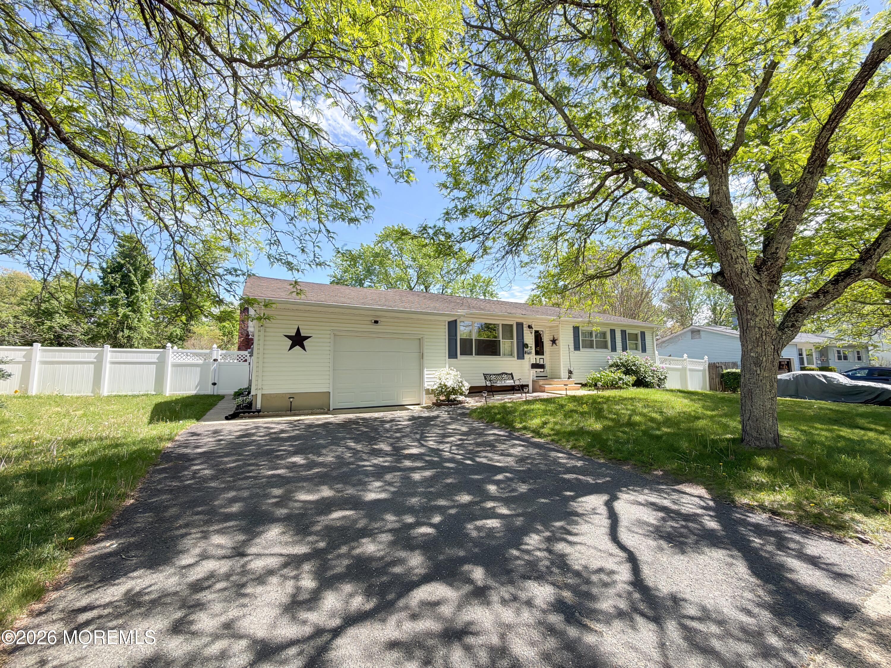 35 Drexel Drive Jackson NJ 08527