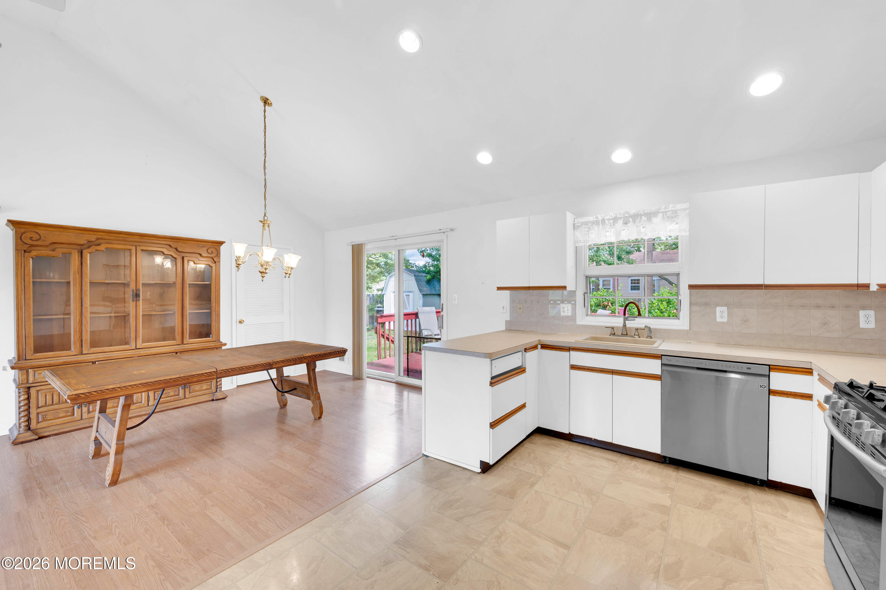313 Tennessee Drive Brick NJ 08723