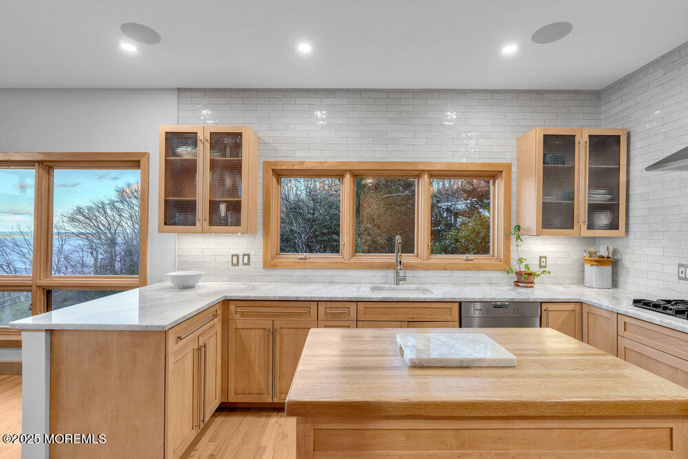 18 Belvidere Road Atlantic Highlands NJ 07716