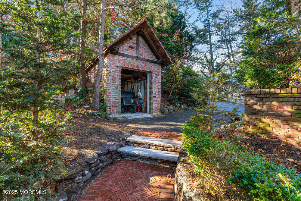 18 Belvidere Road Atlantic Highlands NJ 07716