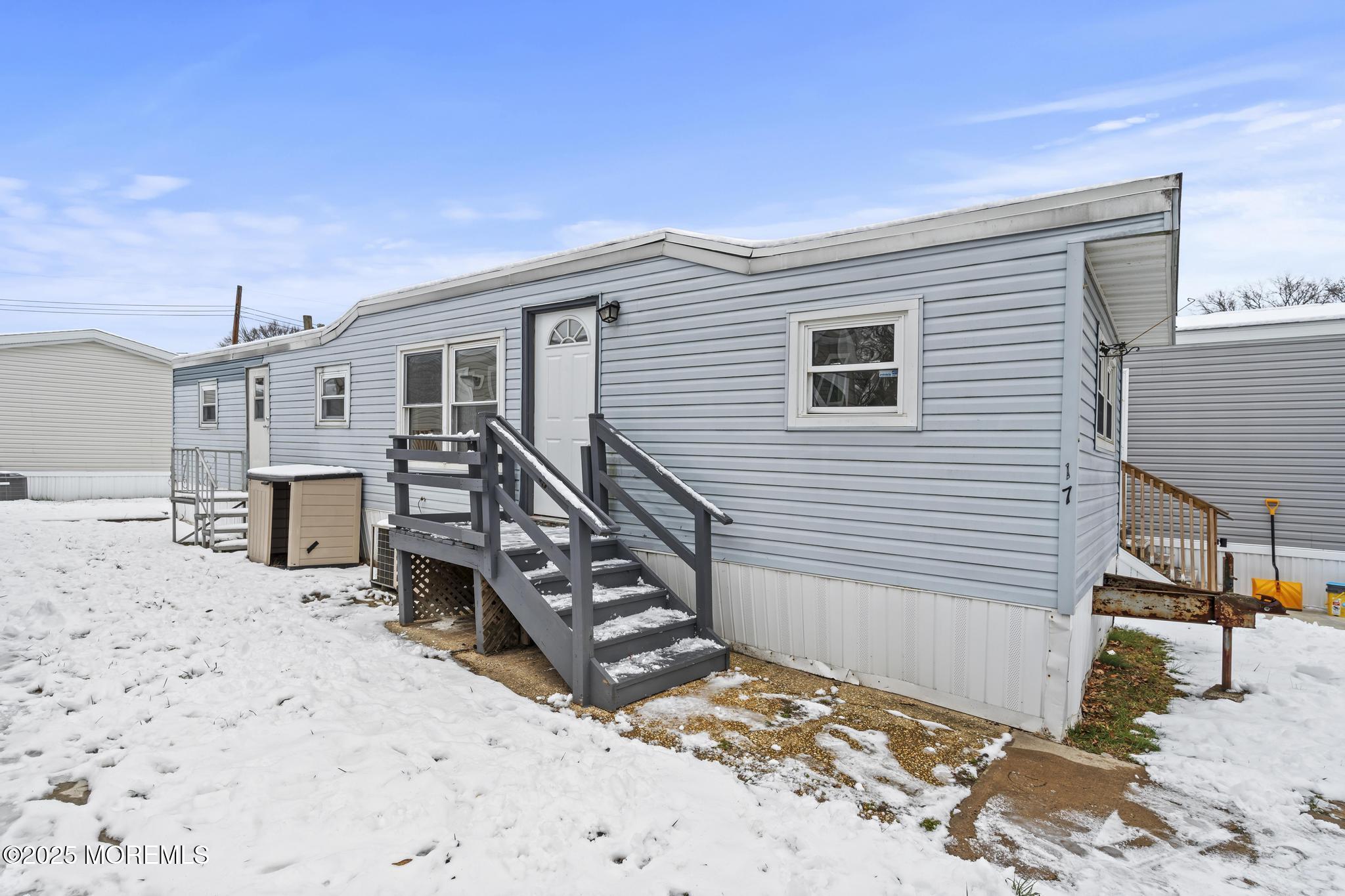 17 Gary Avenue Hazlet NJ 07734
