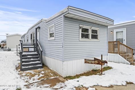 17 Gary Avenue Hazlet NJ 07734