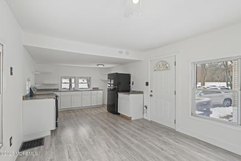 17 Gary Avenue Hazlet NJ 07734