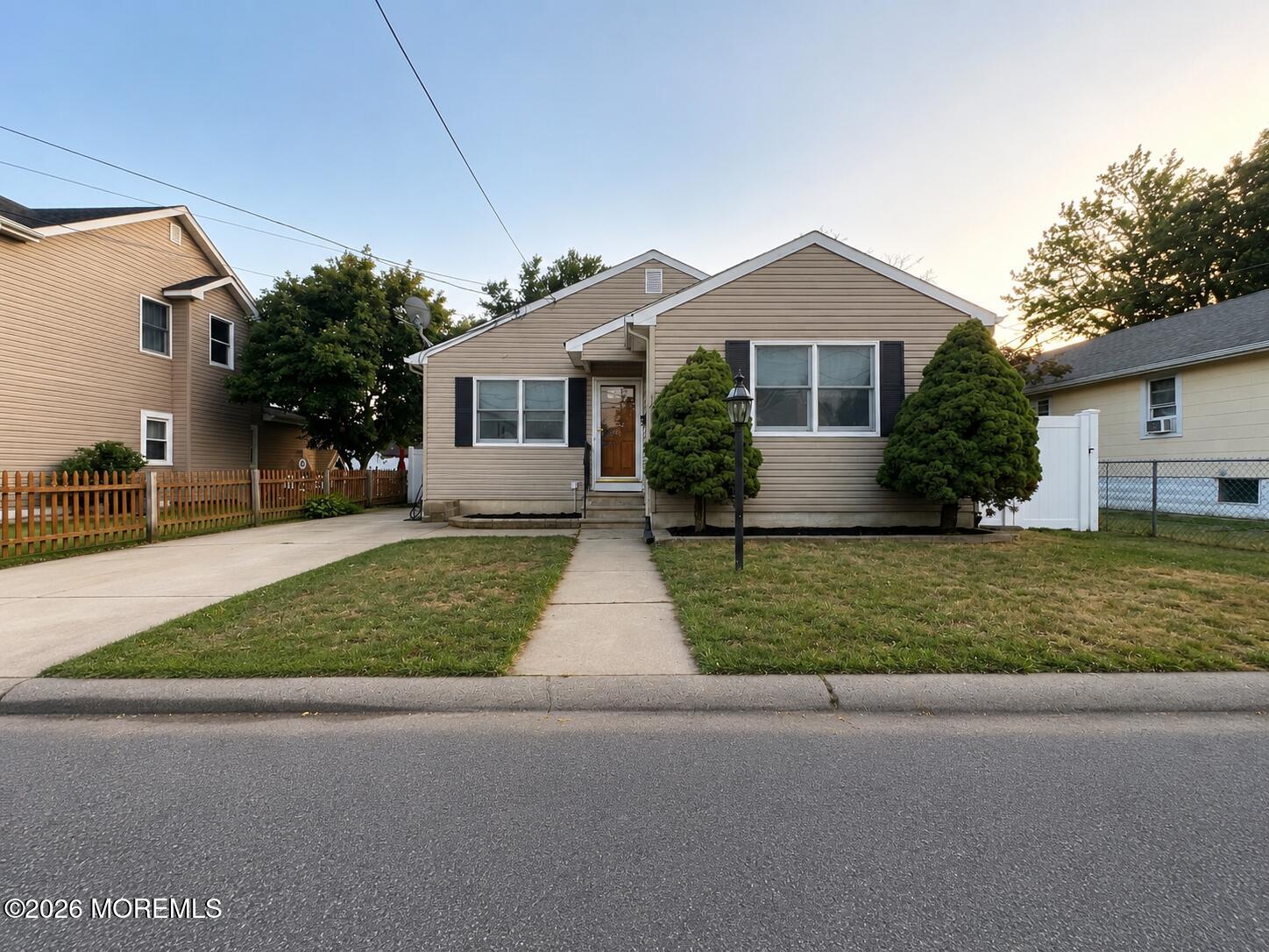 141 Morningside Avenue North Middletown NJ 07748