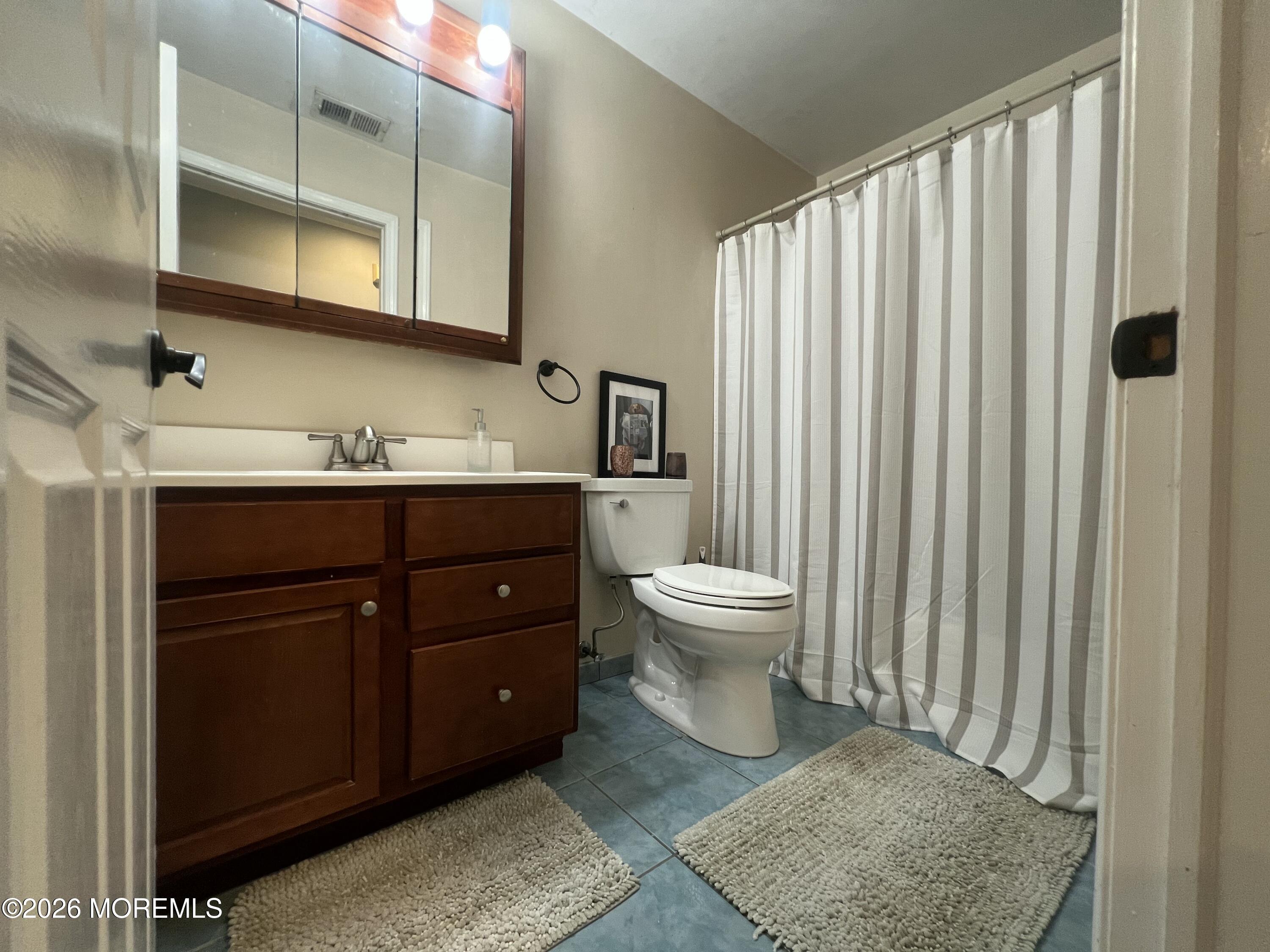 141 Morningside Avenue North Middletown NJ 07748