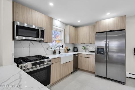 1186 Galley Avenue Manahawkin NJ 08050