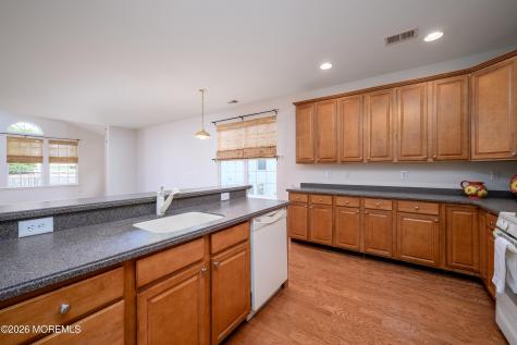 33 Cromwell Lane Jackson NJ 08527