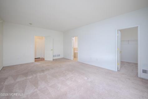 33 Cromwell Lane Jackson NJ 08527