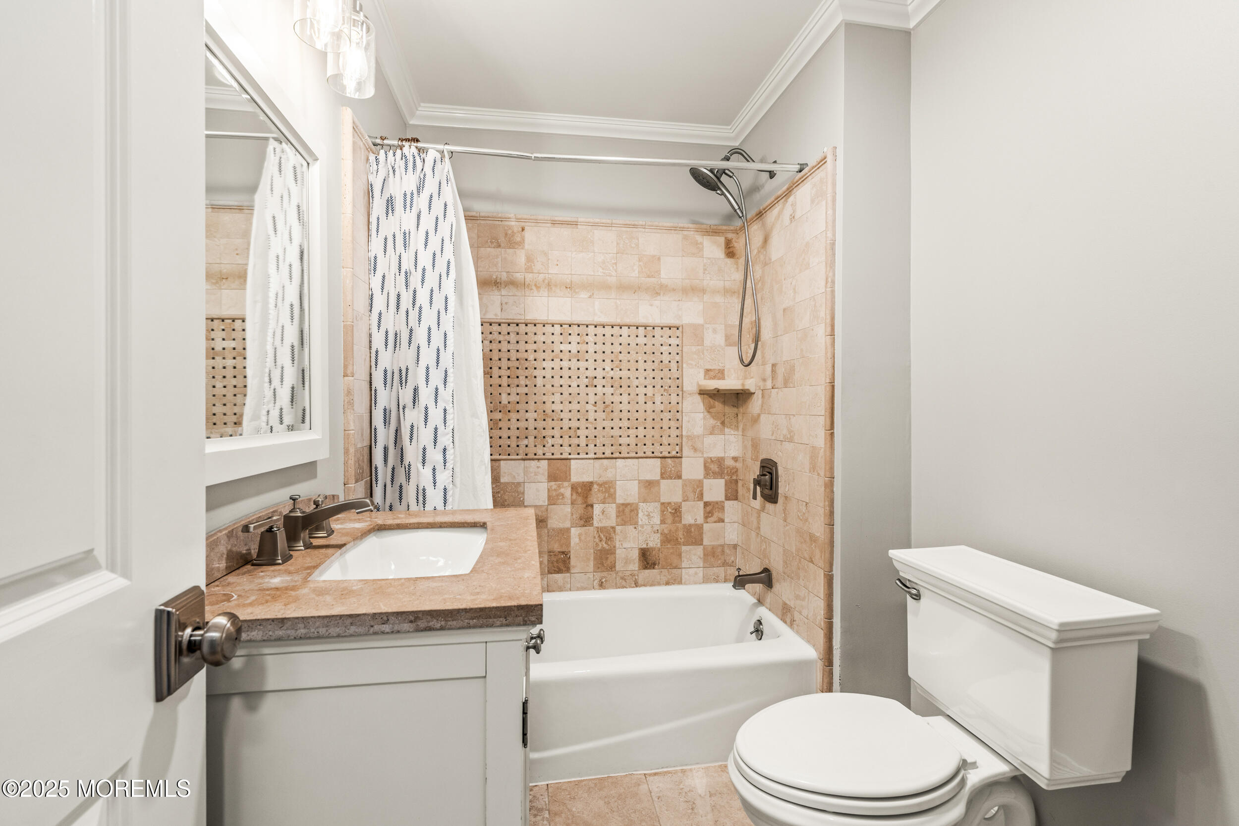 27 Branch Road Oakhurst NJ 07755
