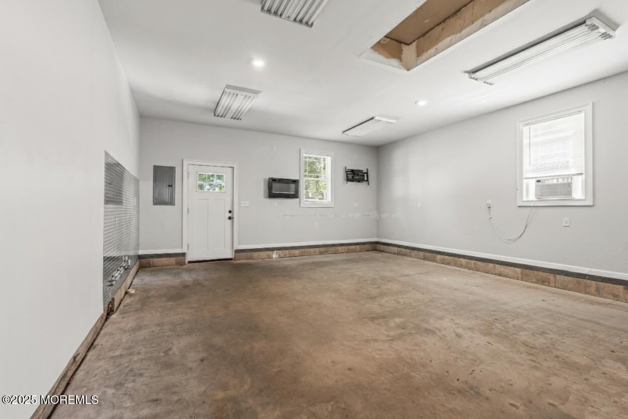 27 Branch Road Oakhurst NJ 07755
