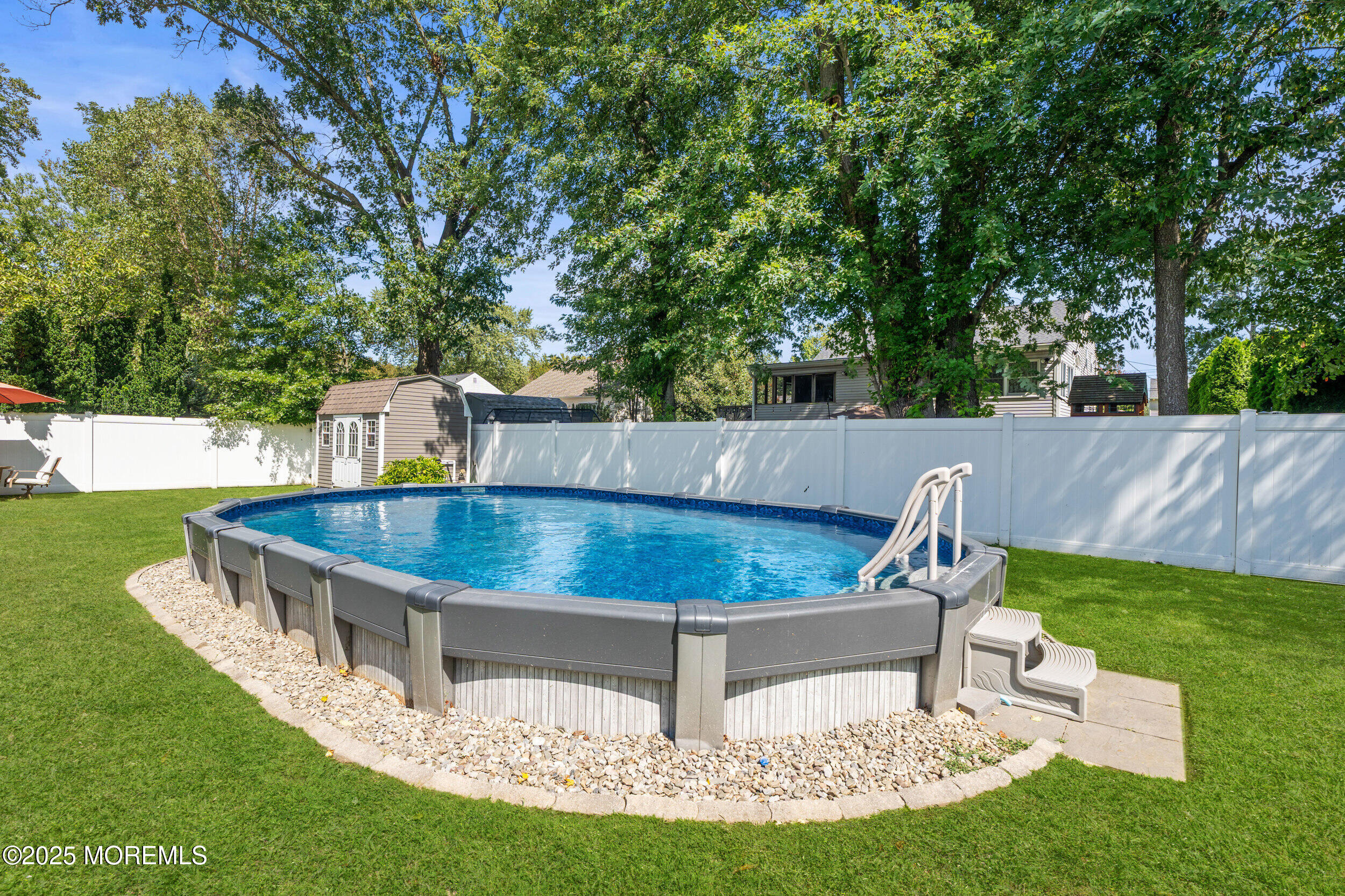 27 Branch Road Oakhurst NJ 07755