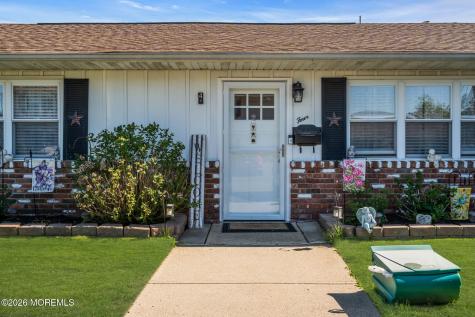 4 Michigan Drive Matawan NJ 07747