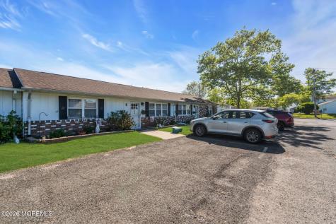 4 Michigan Drive Matawan NJ 07747