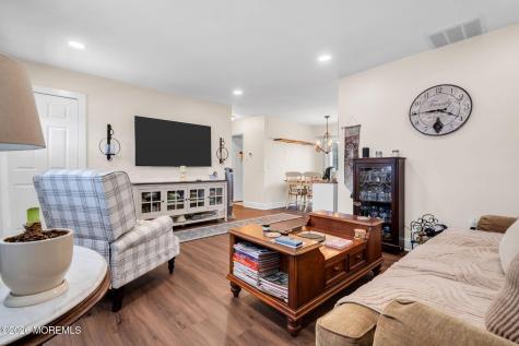 4 Michigan Drive Matawan NJ 07747