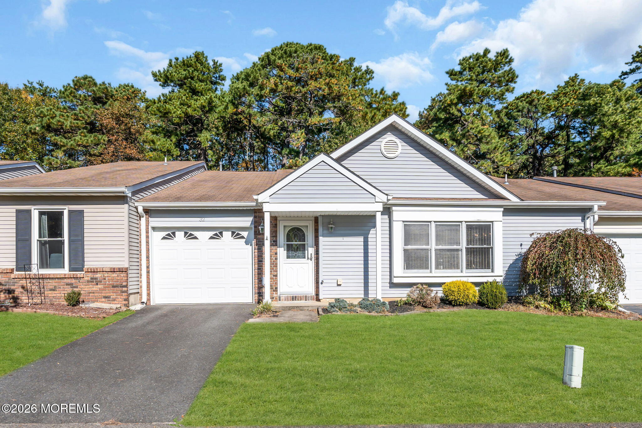 32 Nicole Court Lakewood NJ 08701