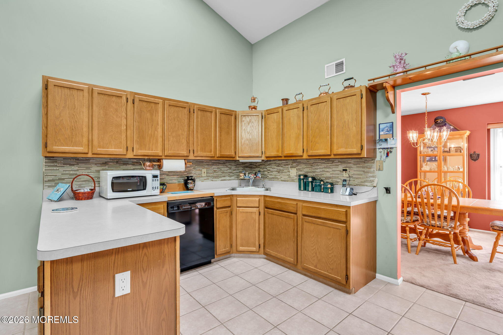 32 Nicole Court Lakewood NJ 08701