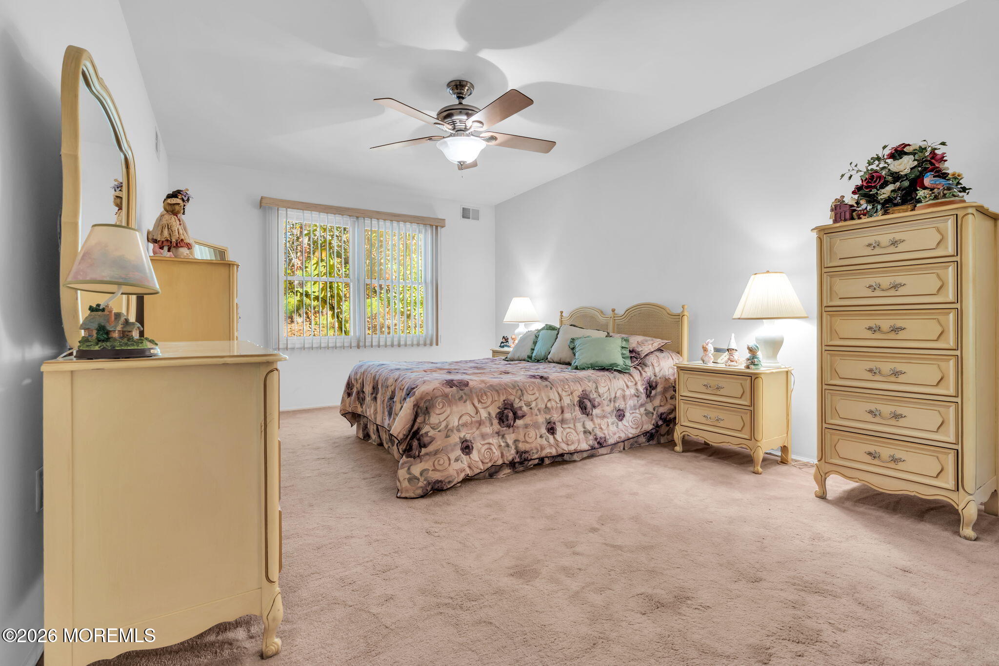32 Nicole Court Lakewood NJ 08701