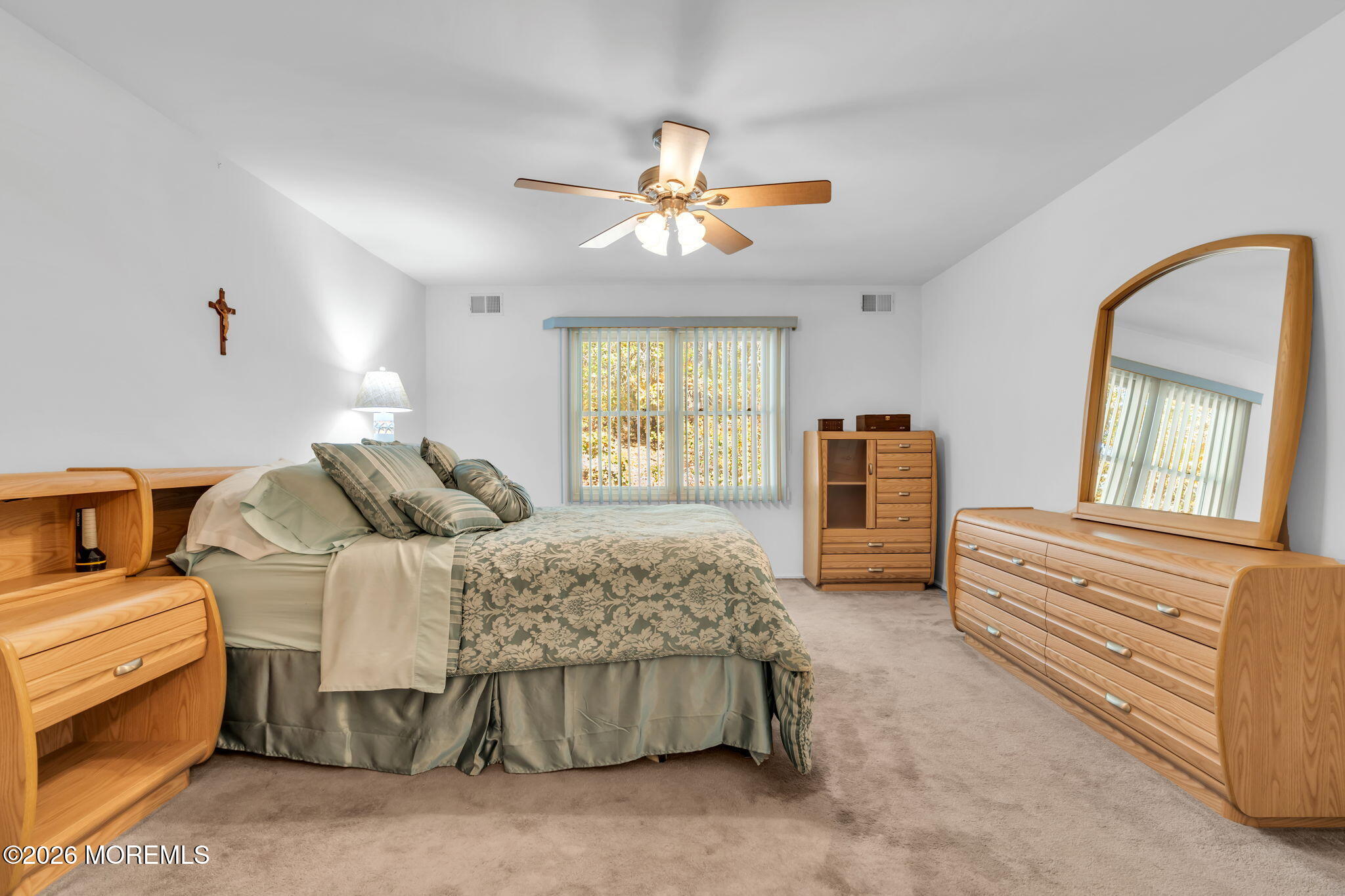 32 Nicole Court Lakewood NJ 08701
