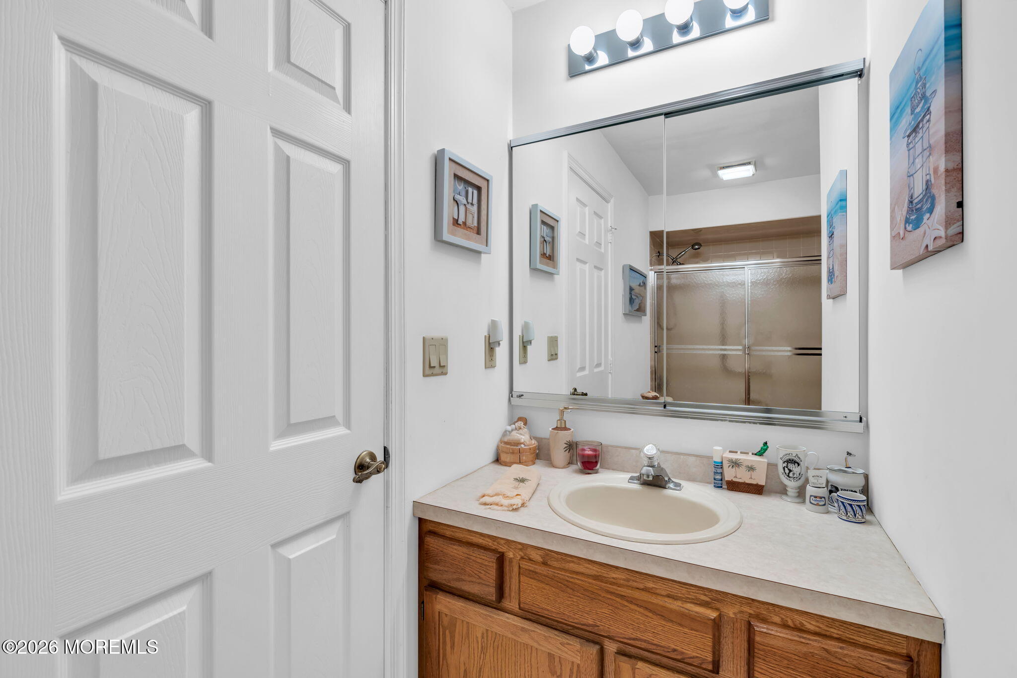 32 Nicole Court Lakewood NJ 08701