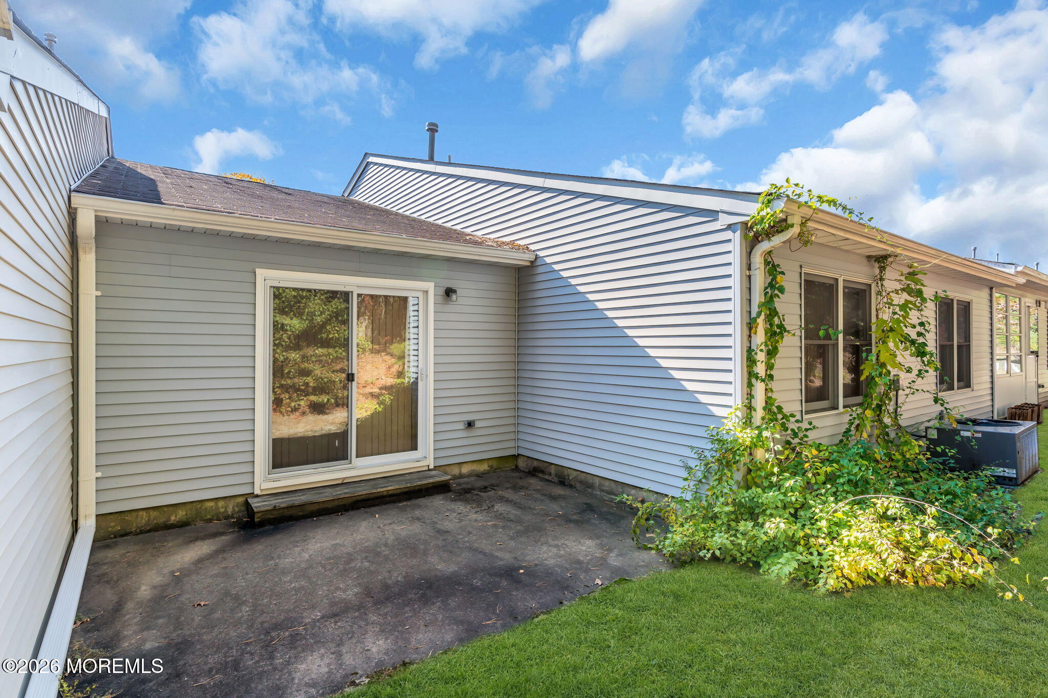 32 Nicole Court Lakewood NJ 08701