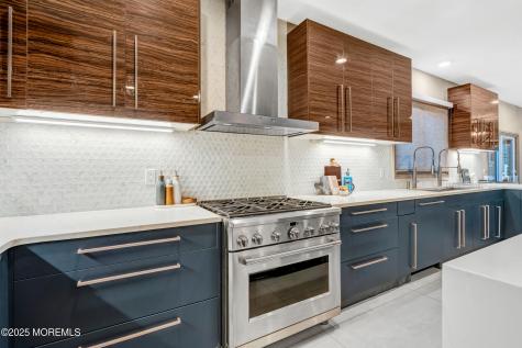 450 Wells Avenue Oakhurst NJ 07755