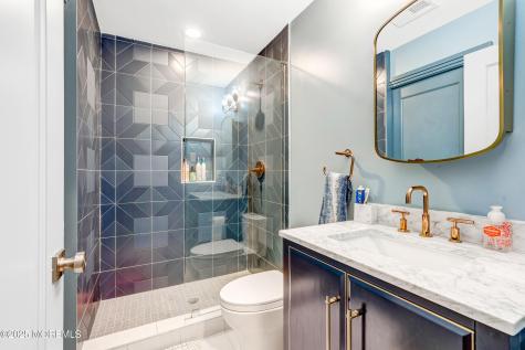 450 Wells Avenue Oakhurst NJ 07755
