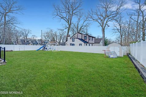 450 Wells Avenue Oakhurst NJ 07755
