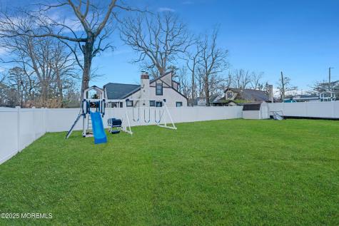 450 Wells Avenue Oakhurst NJ 07755