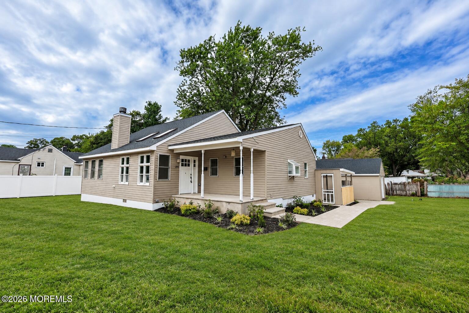 856 E Concourse Aberdeen NJ 07735