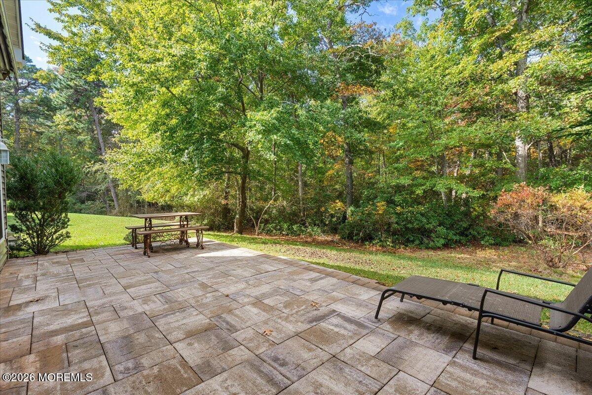 17 Seminole Court Jackson NJ 08527