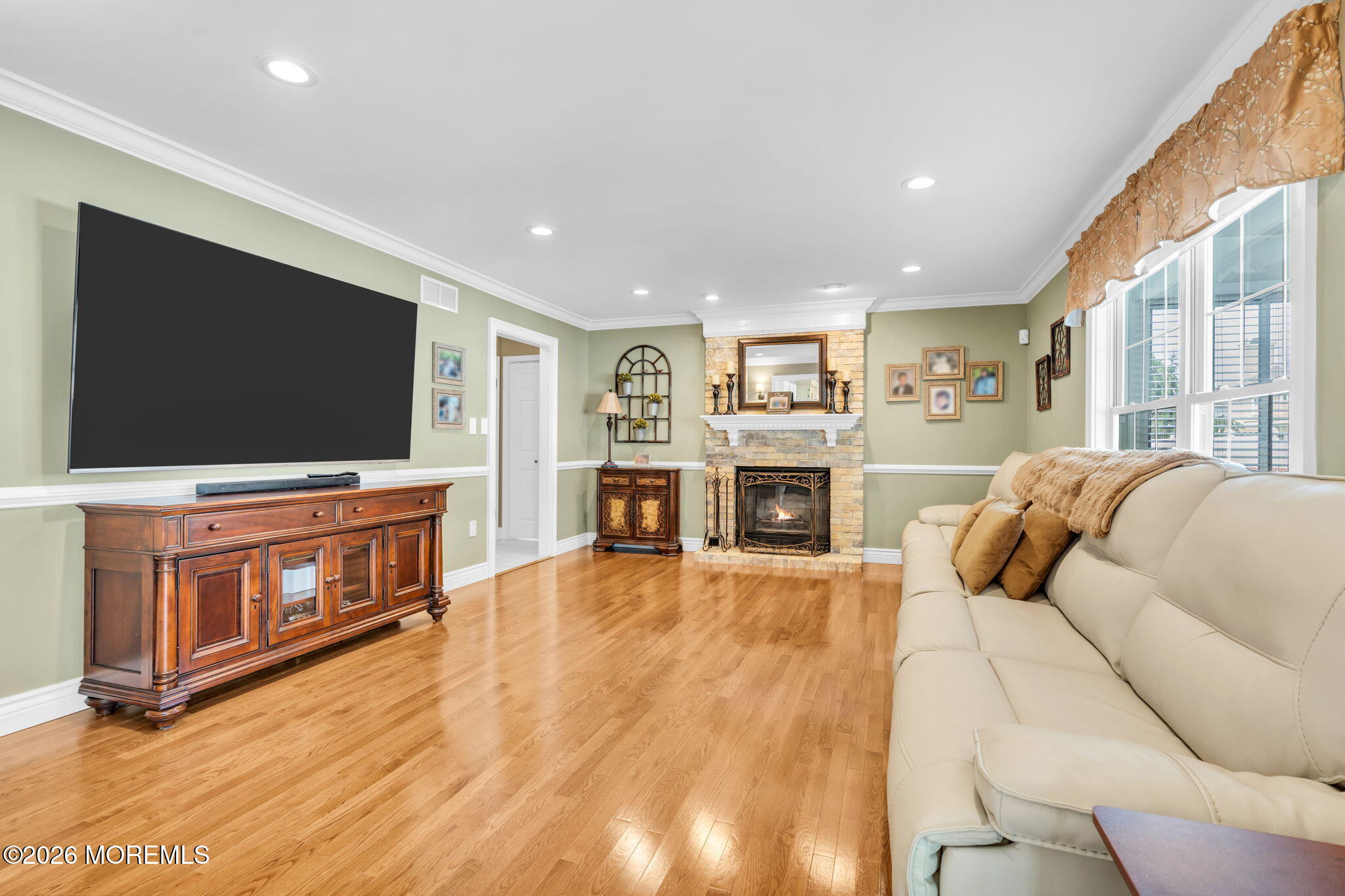 14 Melissa Lane Howell NJ 07731