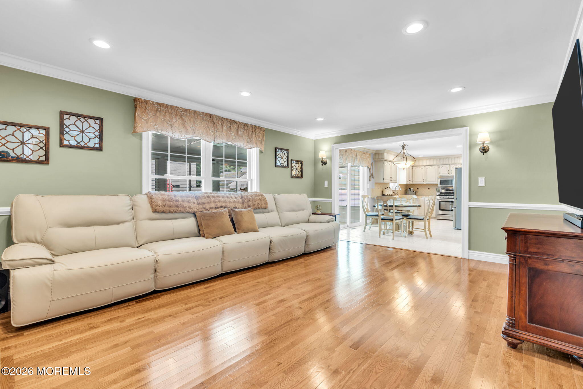14 Melissa Lane Howell NJ 07731