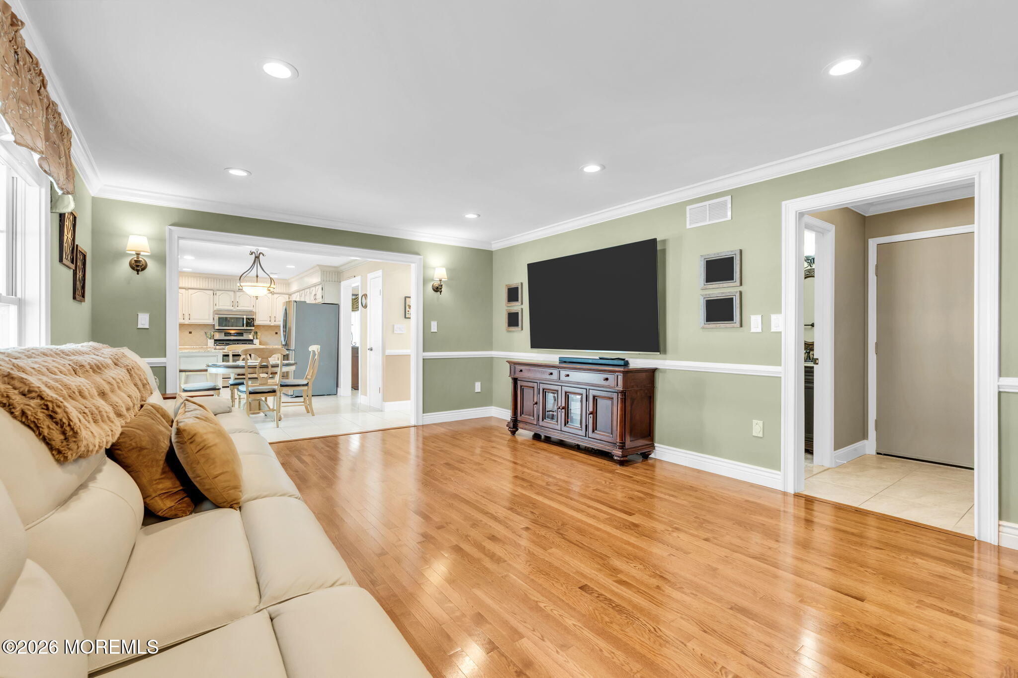 14 Melissa Lane Howell NJ 07731