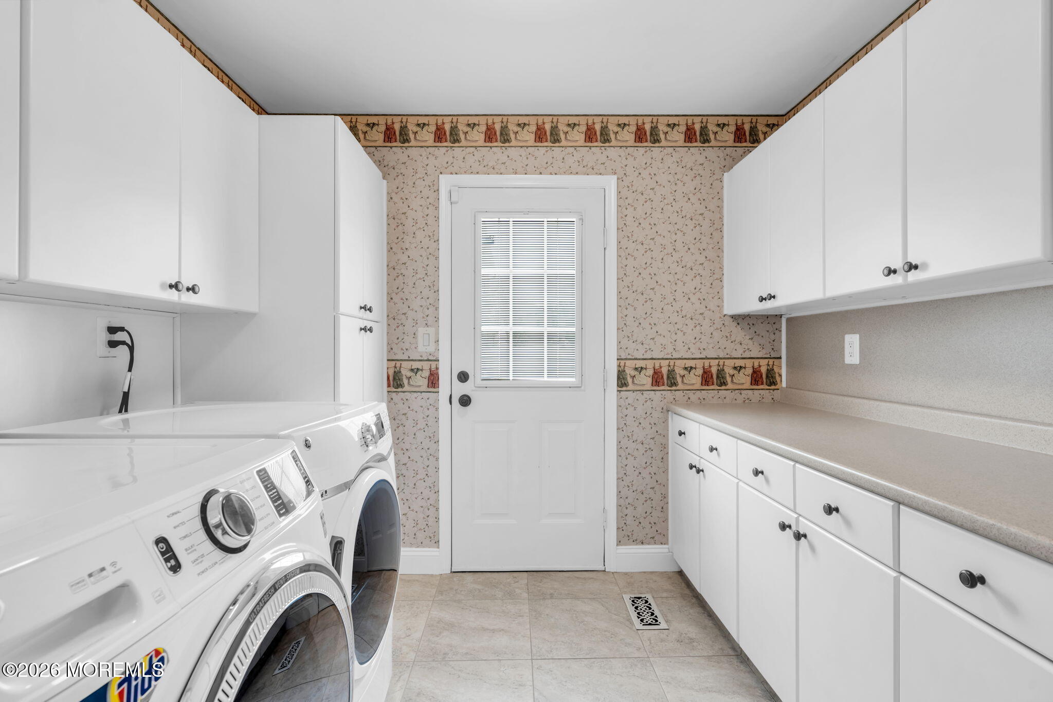 14 Melissa Lane Howell NJ 07731