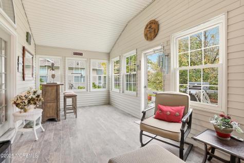 90 Skyline Drive Lakewood NJ 08701