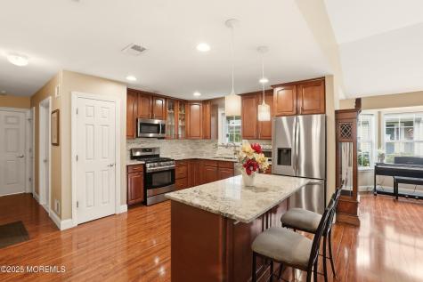 90 Skyline Drive Lakewood NJ 08701
