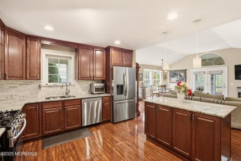 90 Skyline Drive Lakewood NJ 08701