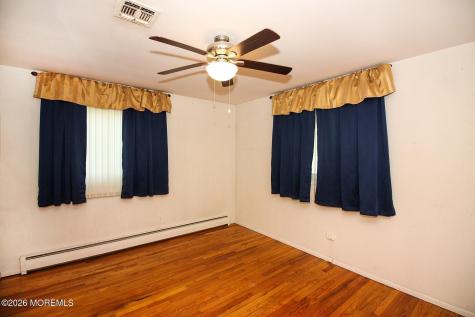 18 C Lark Street Manchester NJ 08759